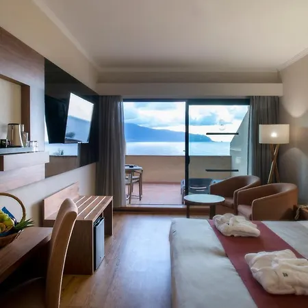 Monte Mar Palace מלון 4*